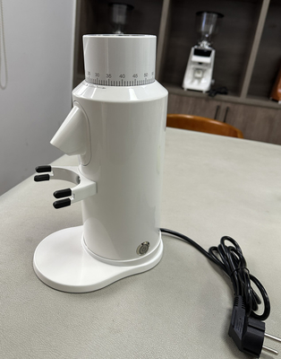 Utilisation professionnelle de Bean Grinder Programmable For Home d'expresso de la catégorie T64